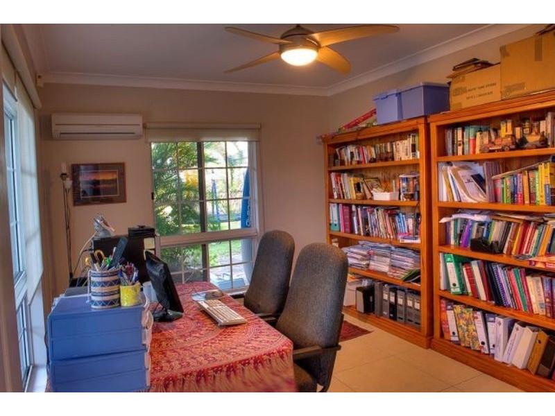 46 Seaward Crescent, Pallarenda QLD 4810