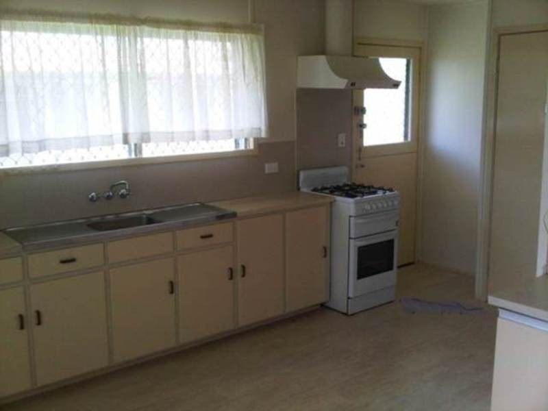 4 Nathan Street, Vincent QLD 4814