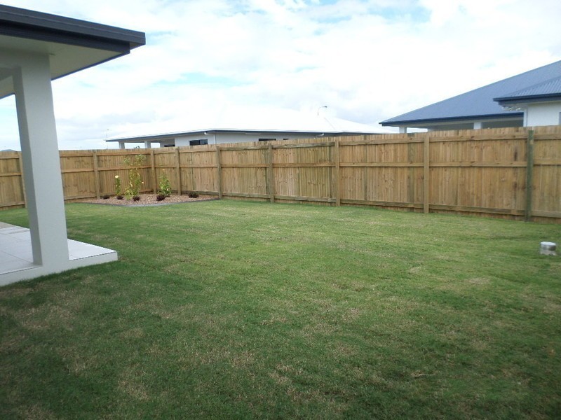 10 Marblewood Ciruit, Mount Low QLD 4818