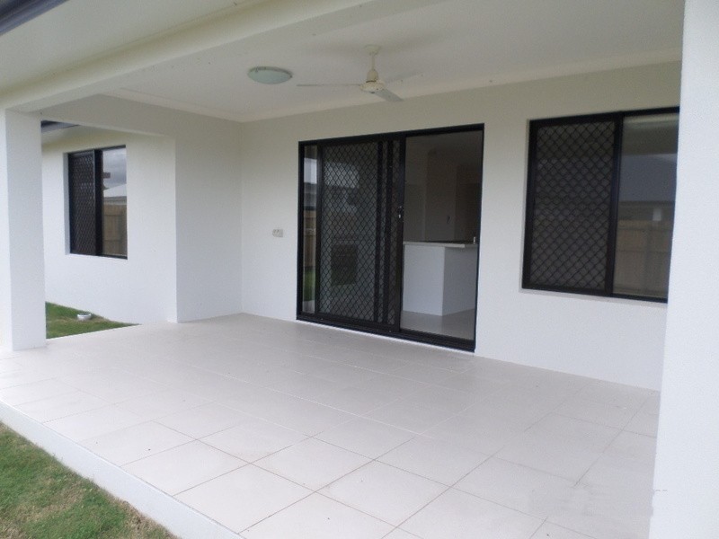 10 Marblewood Ciruit, Mount Low QLD 4818