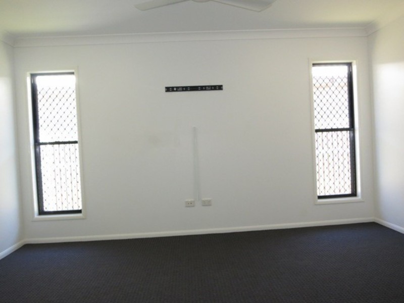 47 Sunhaven Boulevard, Burdell QLD 4818