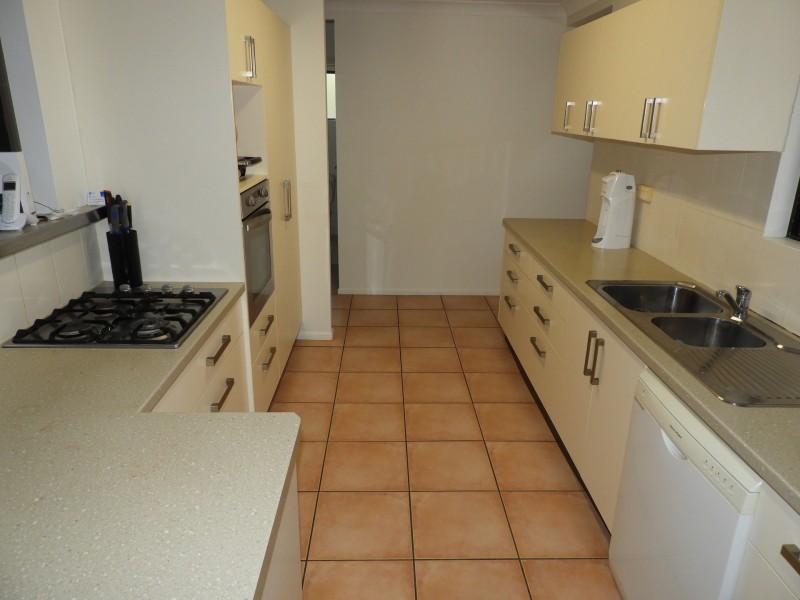 20 Minsky Court, Mount Low QLD 4818