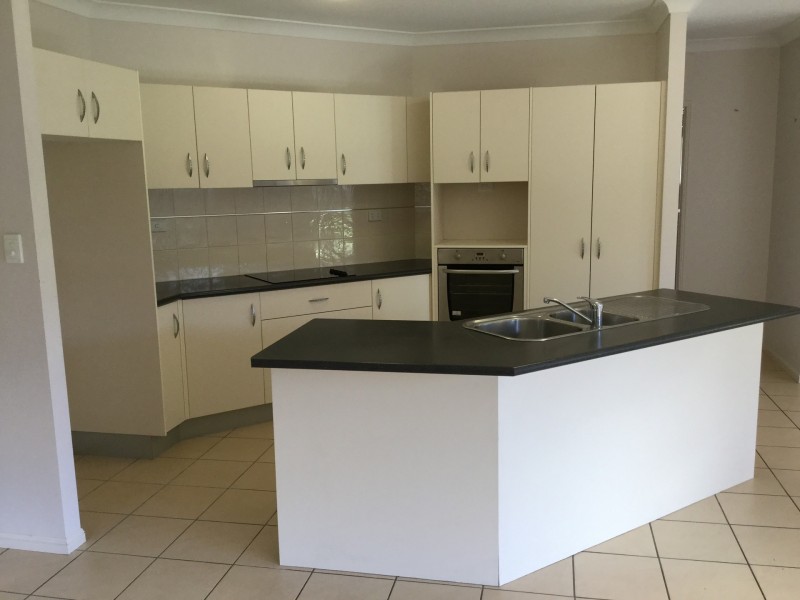 21 Sheerwater Parade, Douglas QLD 4814