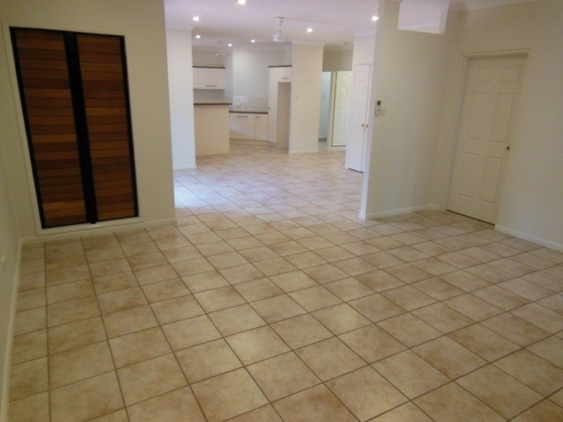 5 Regal Court, Kirwan QLD 4817