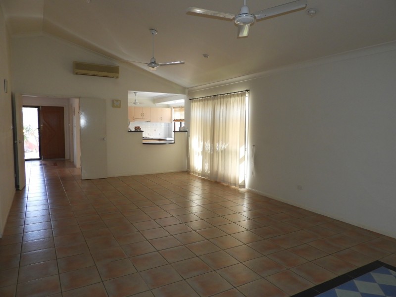 13 Damson Court, Douglas QLD 4814