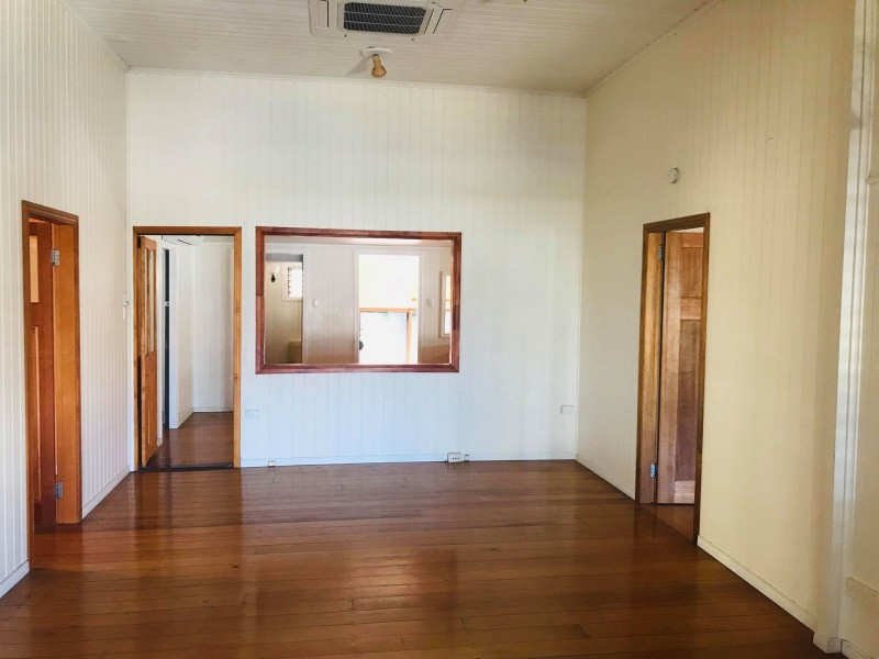 22 Sherriff Street, Hermit Park QLD 4812