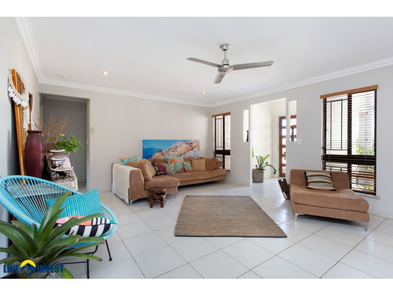 13 Daintree Drive, Bushland Beach QLD 4818