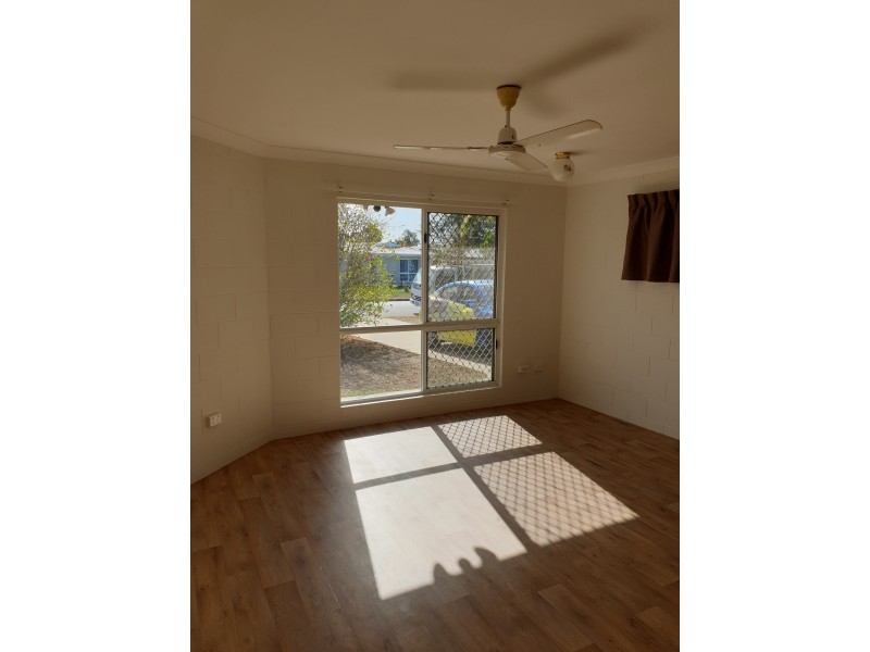 31 Barnett Street, Mount Louisa QLD 4814