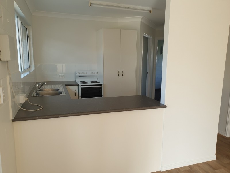 31 Barnett Street, Mount Louisa QLD 4814