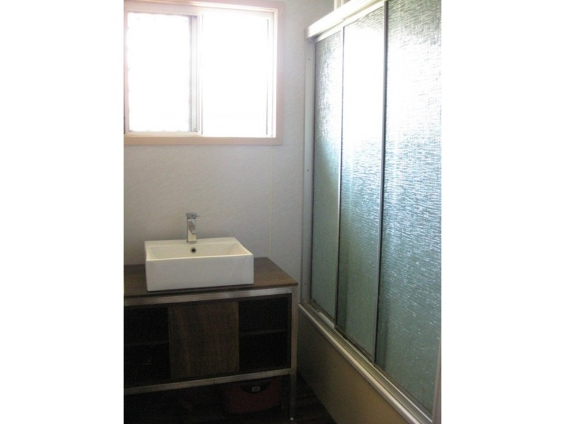 13 Hutchins Street, Heatley QLD 4814