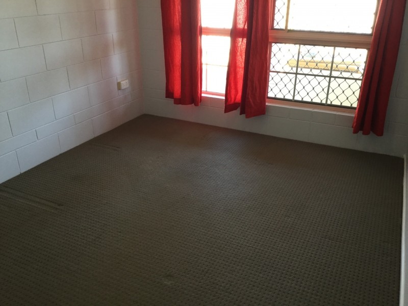 6 Raven Court, Kelso QLD 4815