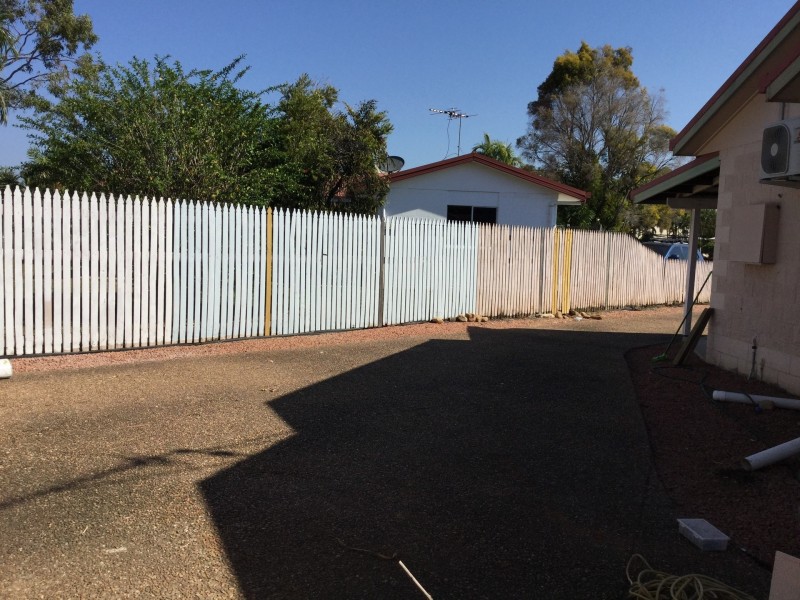 6 Raven Court, Kelso QLD 4815