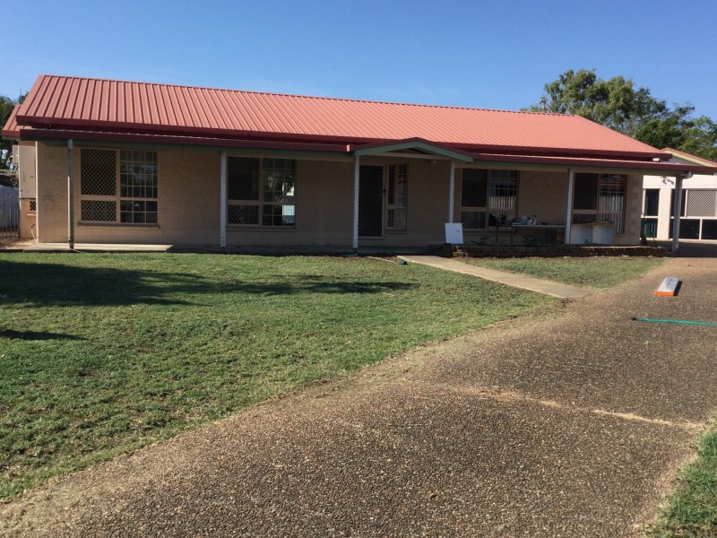 6 Raven Court, Kelso QLD 4815