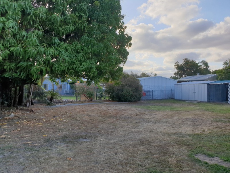 1433 Riverway Drive, Kelso QLD 4815