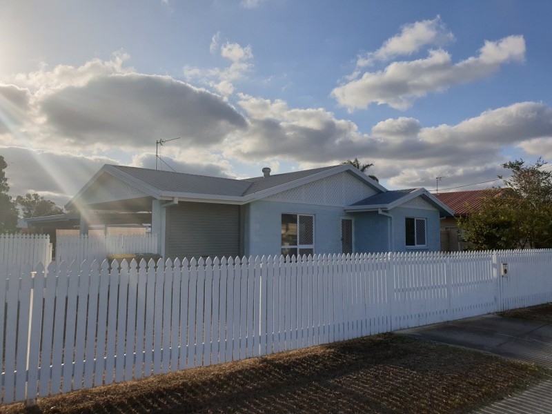 1433 Riverway Drive, Kelso QLD 4815