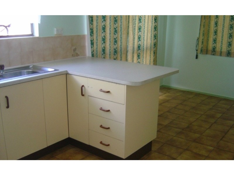 8 Palm Drive, Deeragun QLD 4818