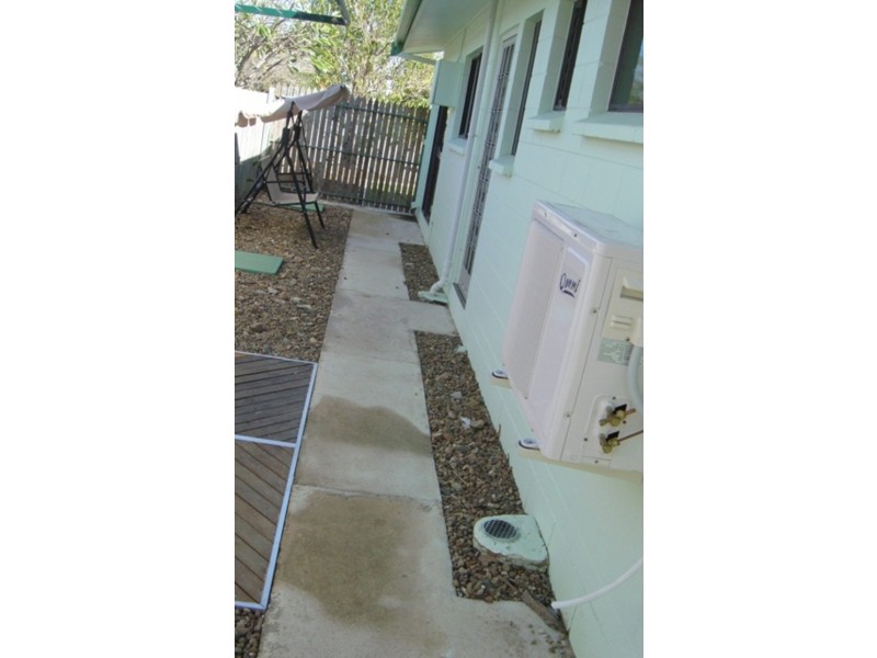 8 Palm Drive, Deeragun QLD 4818