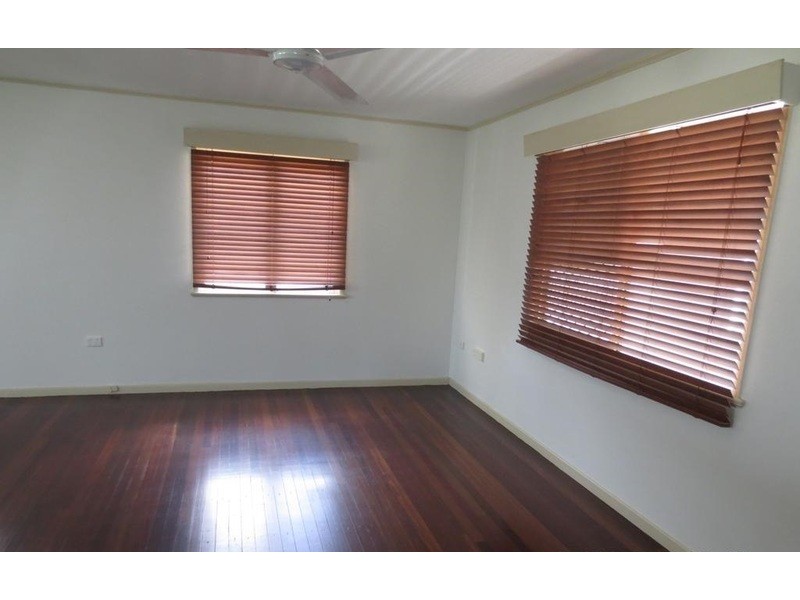 16 Bryant Street, Cranbrook QLD 4814