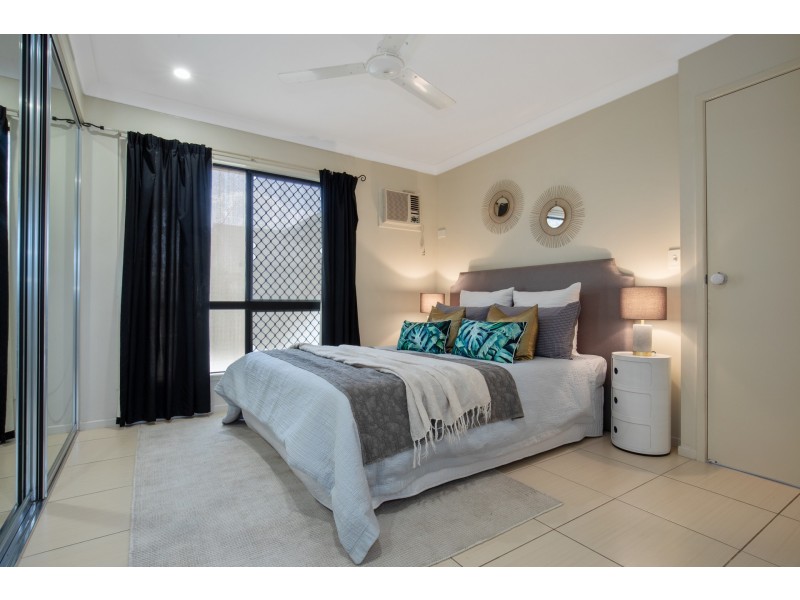 8 Meridian Court, Burdell QLD 4818