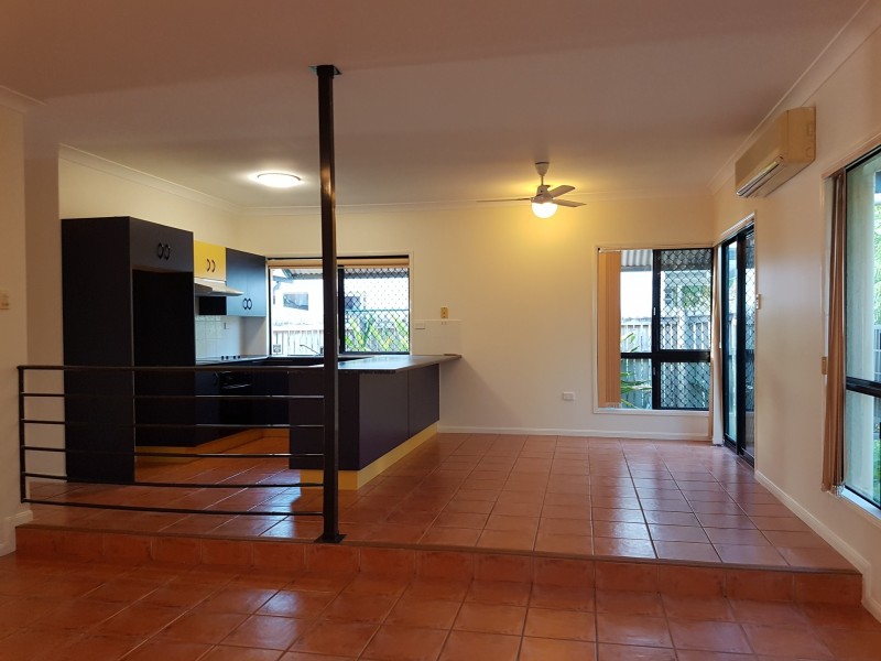 17 College Lane, Douglas QLD 4814