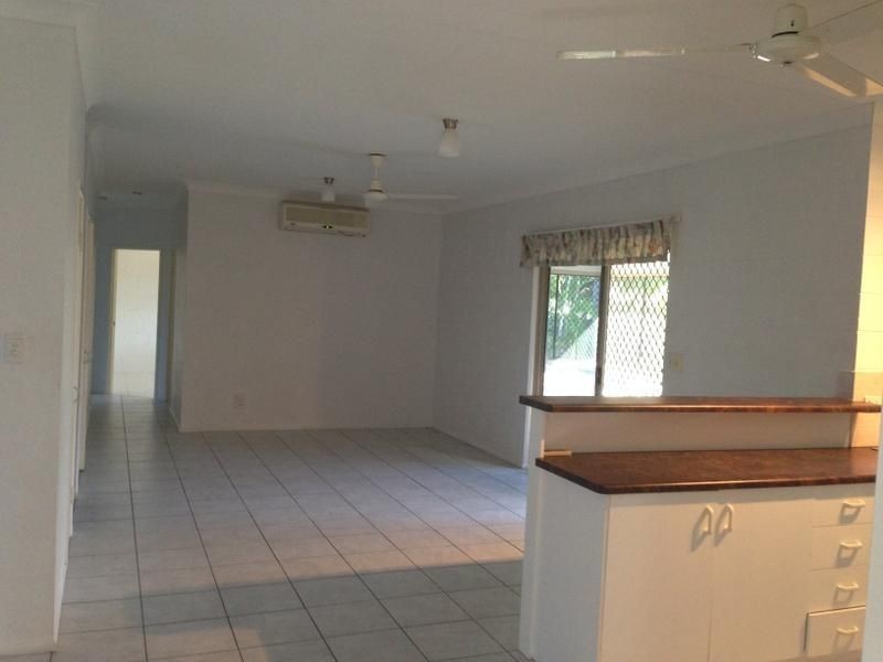 7 Santa Lucia Drive, Mount Louisa QLD 4814