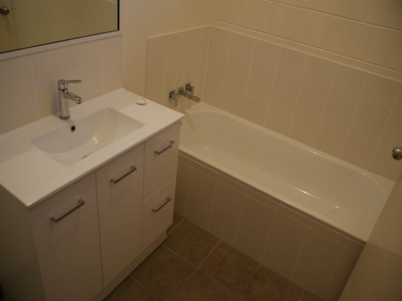 7 Santa Lucia Drive, Mount Louisa QLD 4814