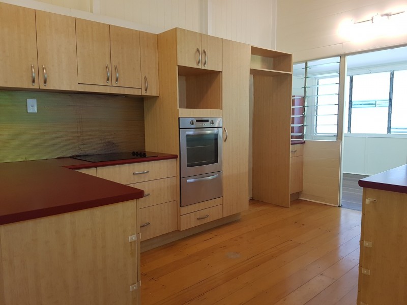 33 Norris Street, Hermit Park QLD 4812