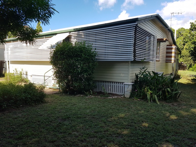 33 Norris Street, Hermit Park QLD 4812