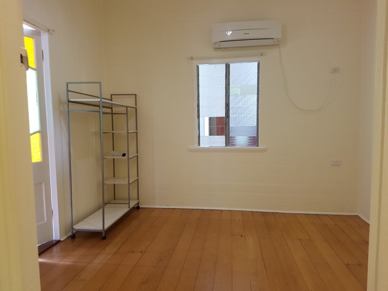 33 Norris Street, Hermit Park QLD 4812