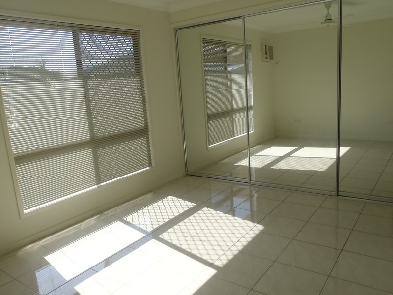 8 Fontwell Crt, Burdell QLD 4818