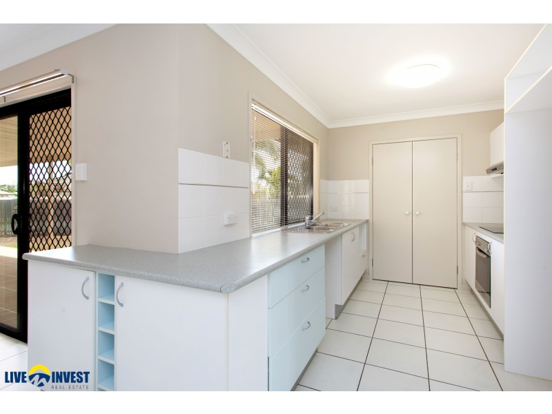 22 Wexford Crescent, Mount Low QLD 4818