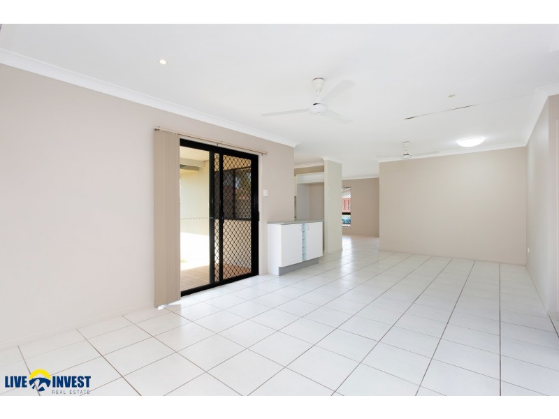 22 Wexford Crescent, Mount Low QLD 4818