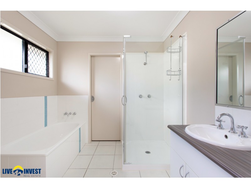 22 Wexford Crescent, Mount Low QLD 4818