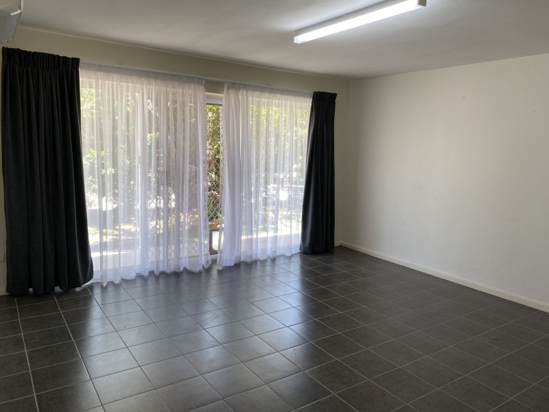 3/18A Carr Street, Hermit Park QLD 4812