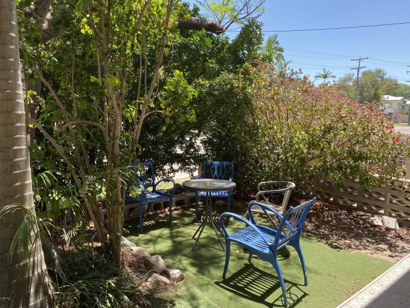 3/18A Carr Street, Hermit Park QLD 4812