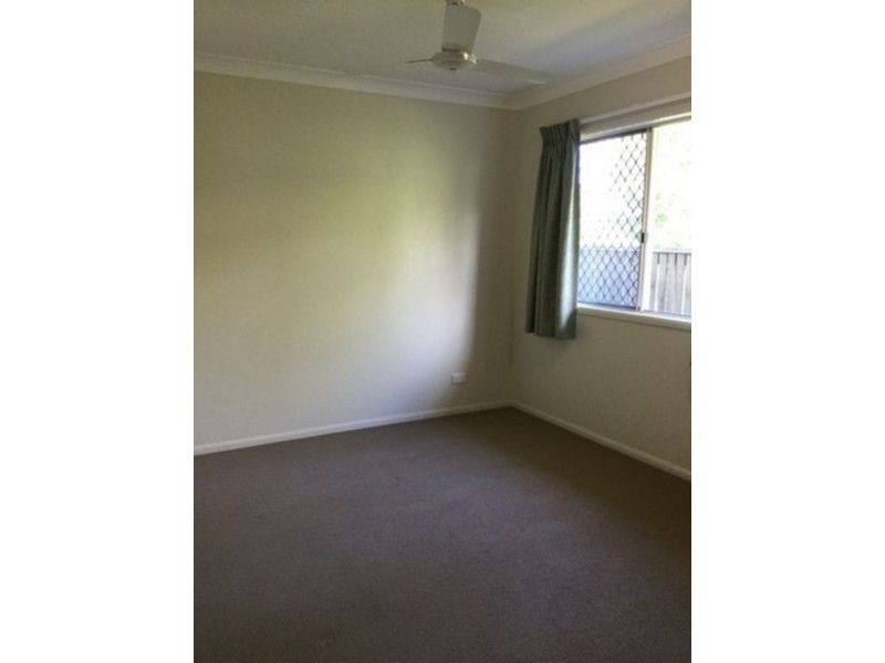 8 Chloe Court, Mount Louisa QLD 4814