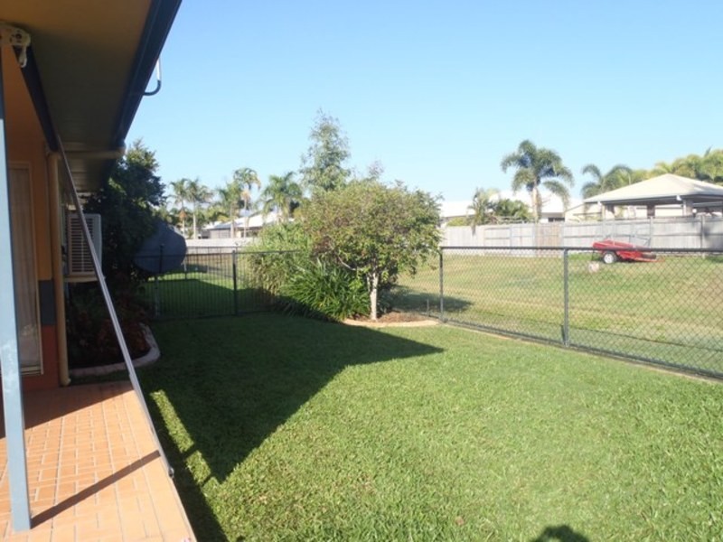 3/9 Nineteenth Ave, Kirwan QLD 4817