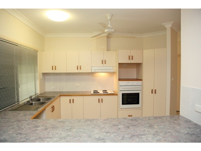 2 Alpina Place, Kirwan QLD 4817