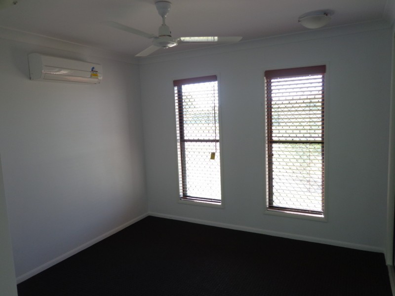 1/1 Claret Close, Condon QLD 4815