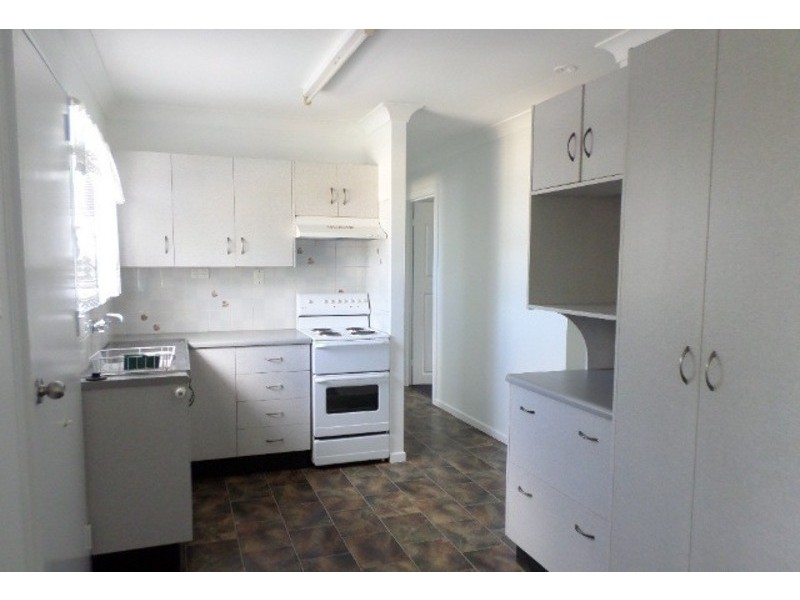 19 Valencia Street, Kirwan QLD 4817