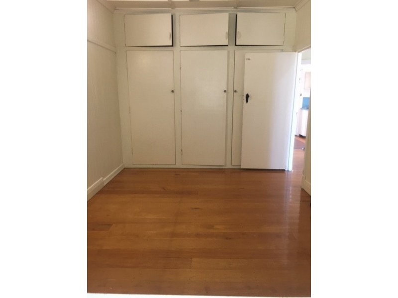 20 Hammett Street, Currajong QLD 4812