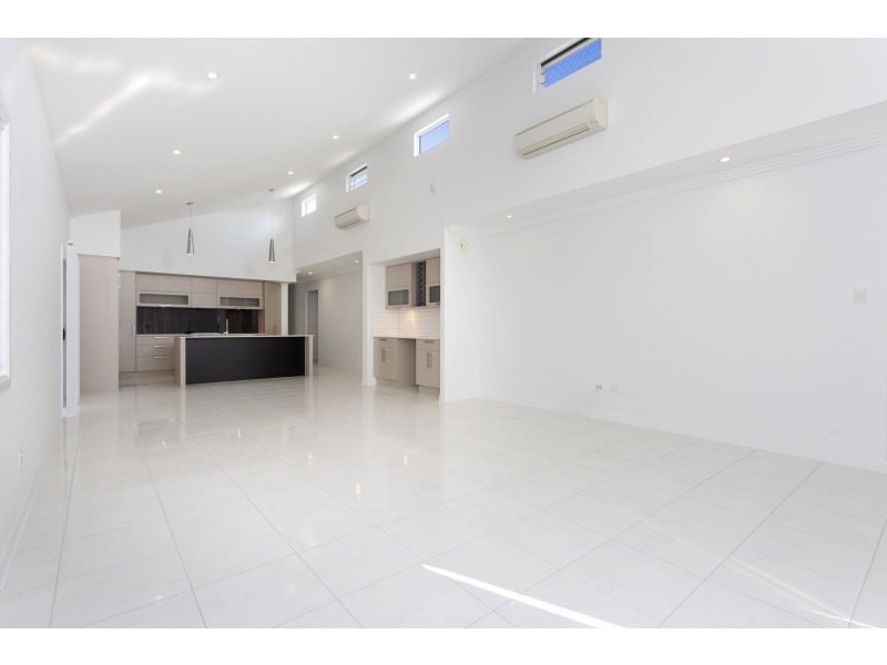 18 Waterbury Terrace, Idalia QLD 4811