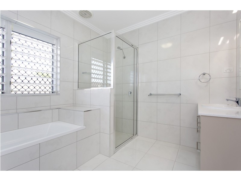 18 Waterbury Terrace, Idalia QLD 4811