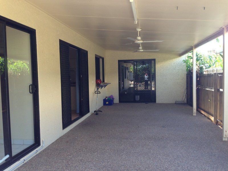 59 Estuary Parade, Douglas QLD 4814