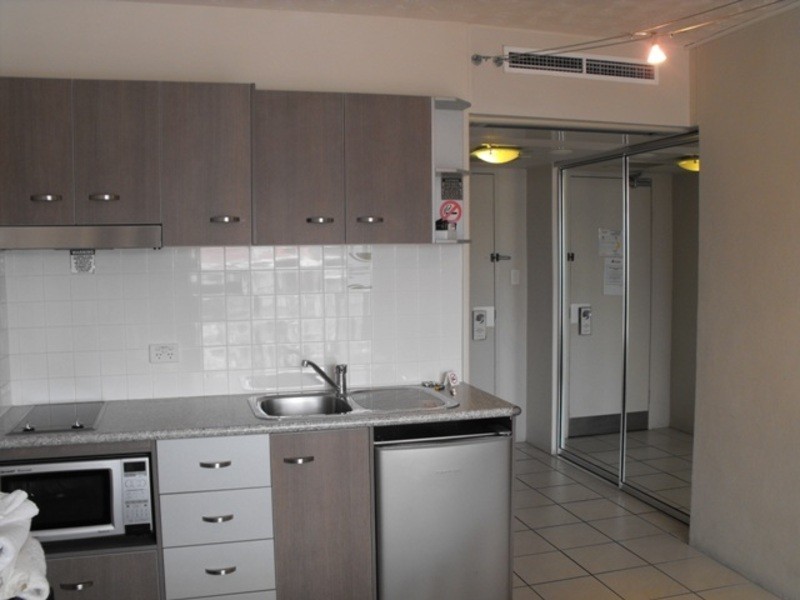 205/63 The Strand, North Ward QLD 4810