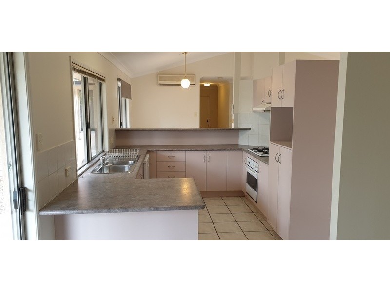 26 Columbia Way, Douglas QLD 4814