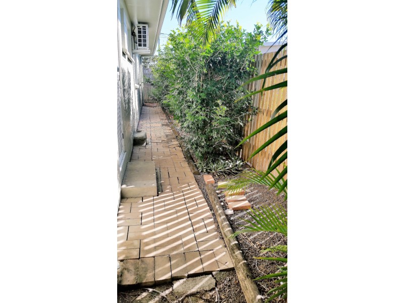 4 O’Donnell Street, Oonoonba QLD 4811