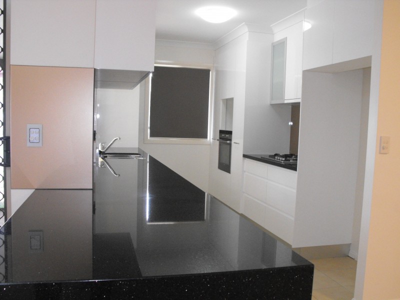 15 Thornbill Close, Kelso QLD 4815