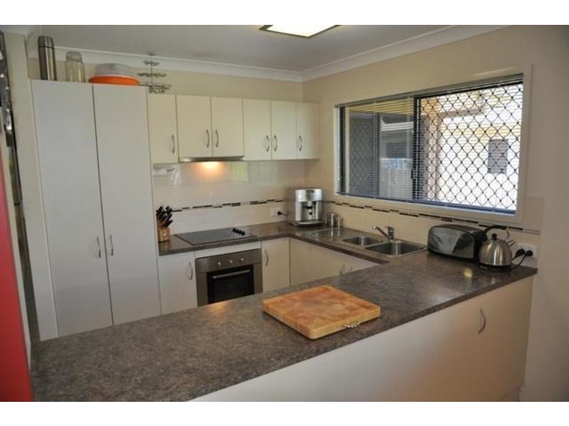 30 Parklands Drive, Mount Louisa QLD 4814