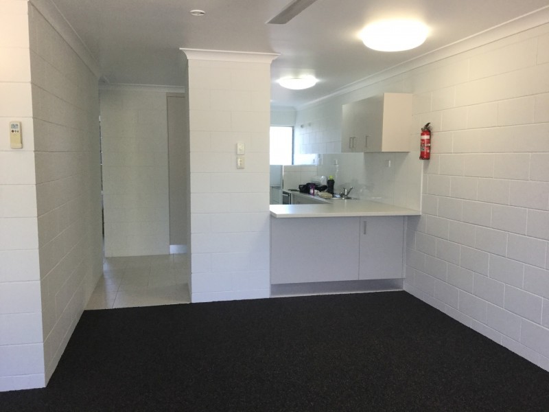 2/114 Bowen Road, Rosslea QLD 4812